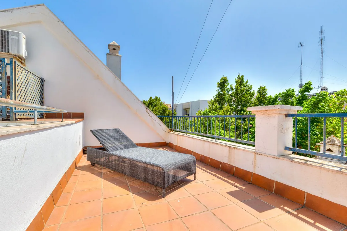 93d7263b-b1a9-4904-a57e-58c1524fbebe