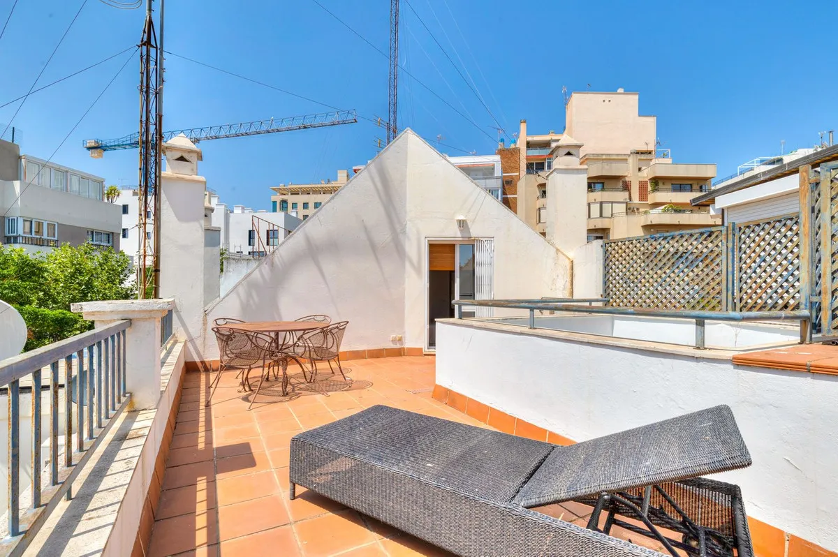 c1940aa1-768c-4c85-8e2f-b472847ca71b