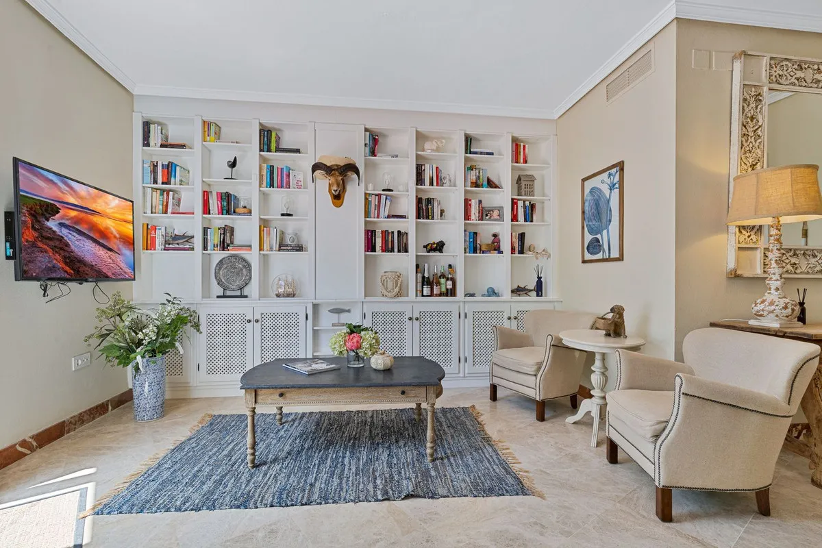 c93b9920-d703-4cf0-9e64-f764cafb393b