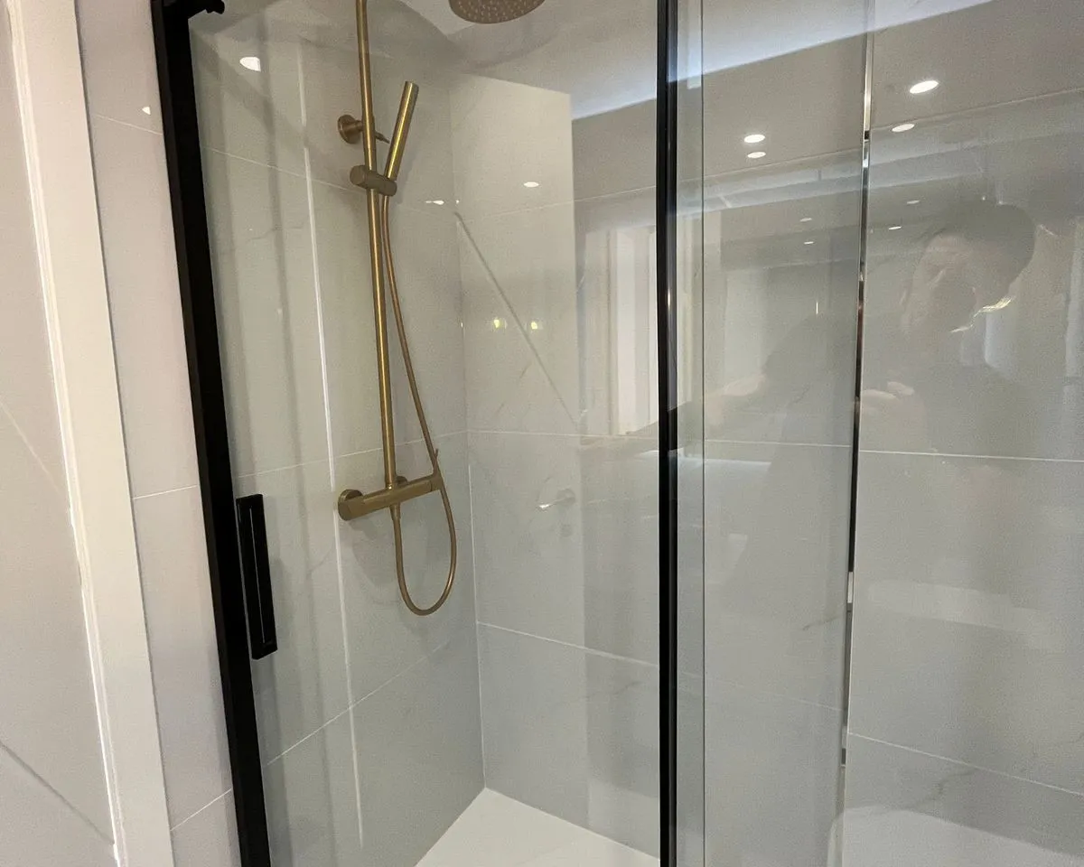 2d24a6b5-52e7-42a3-9a5b-d16c455faaea