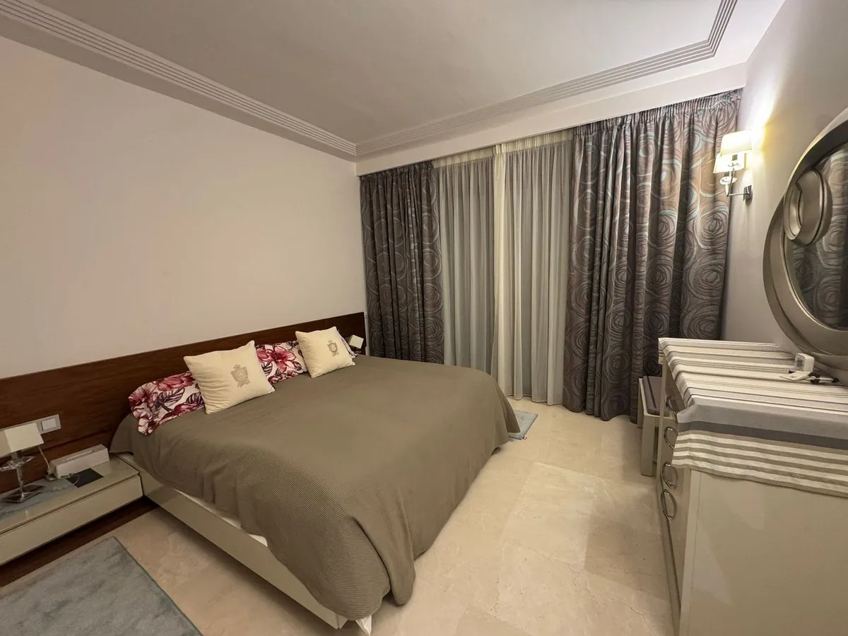 fe1a51d7-4de6-461a-9813-aa279e2b09e5