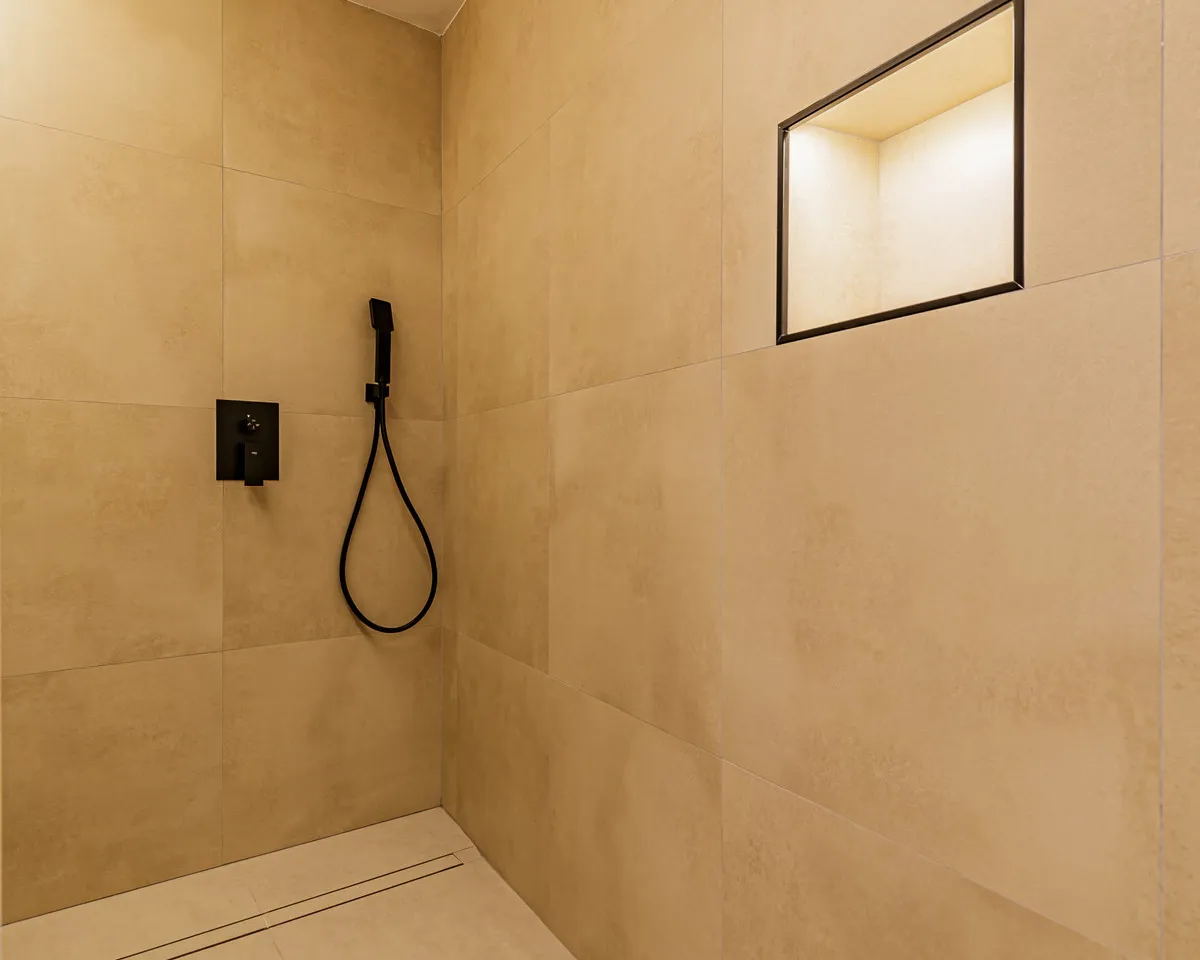 d21e6733-3dda-462f-84bd-2f61377e6010