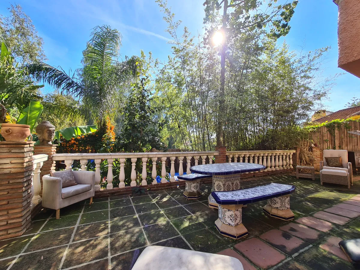 1942eb1d-f134-4960-9a47-a44f81a760e0