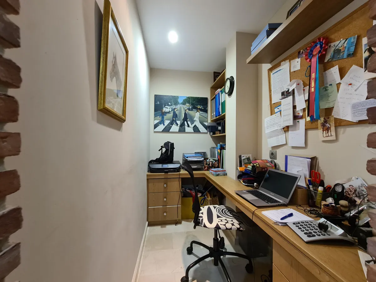 5d2c405c-d4c2-440d-ba45-d12407bac3c9