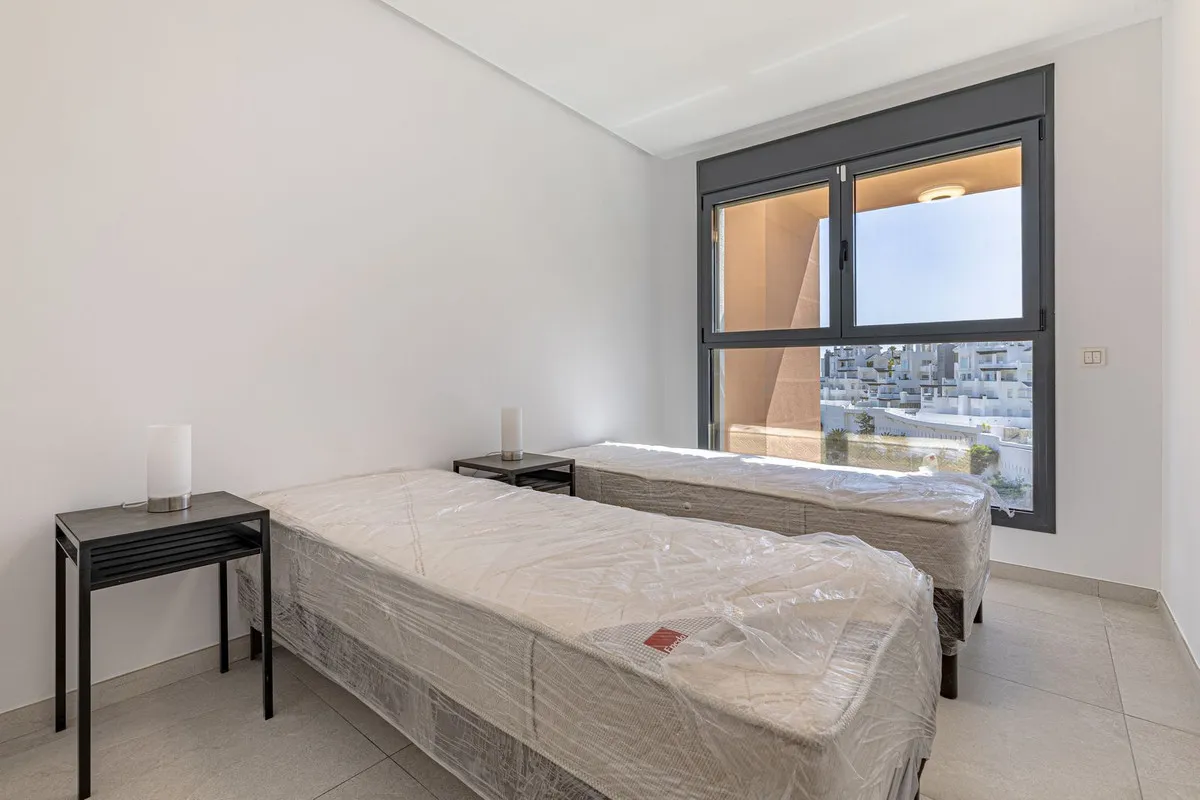 35e2f782-a418-484f-8fd2-973b53e135d3