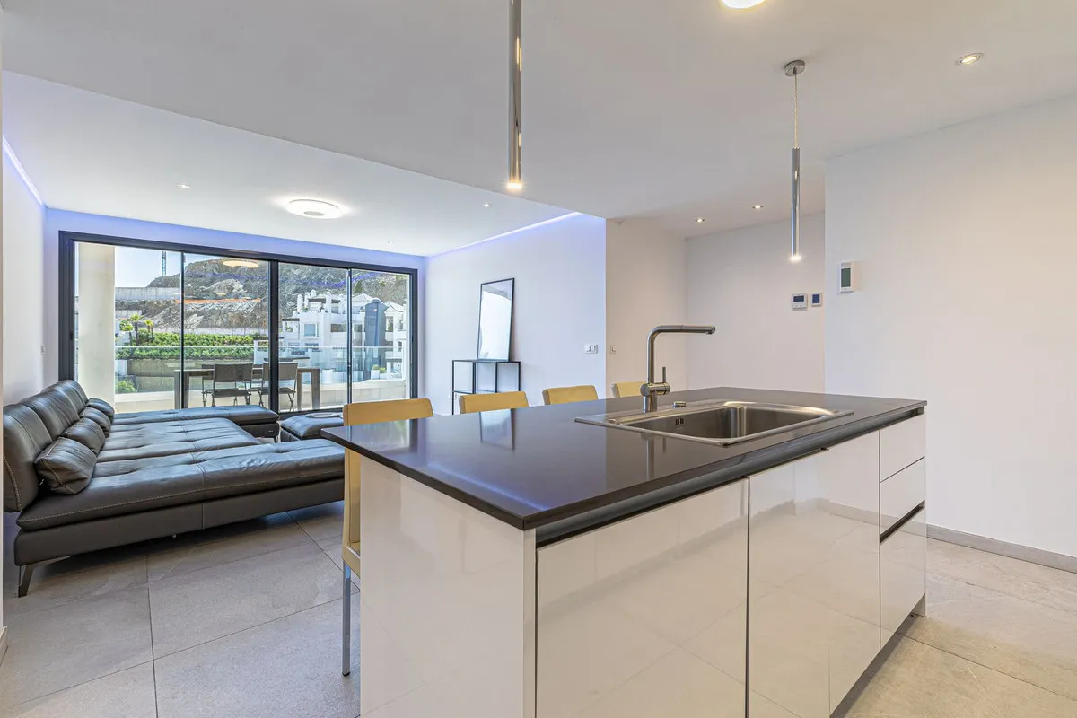 de299d09-354e-4447-ad33-fb05ca4a76ba