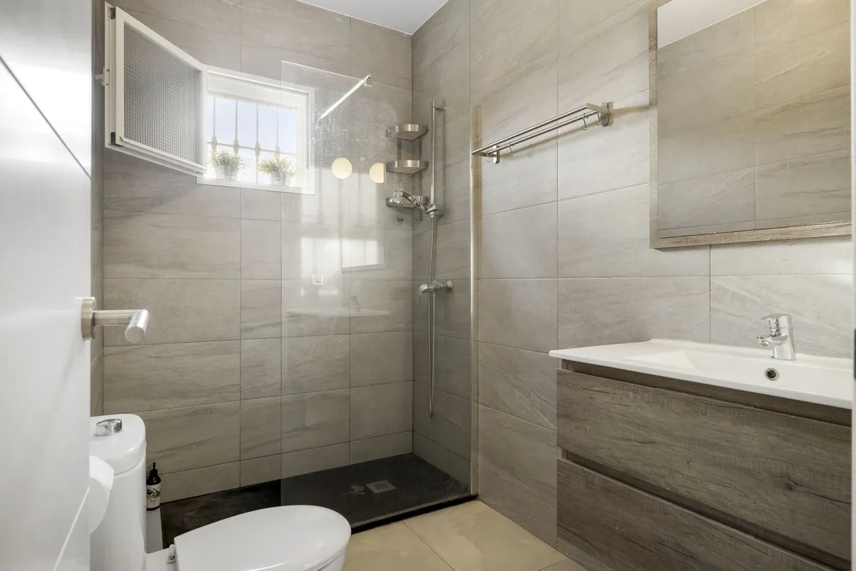 7dc54ec6-c47d-4873-a137-fe9374bcb07d