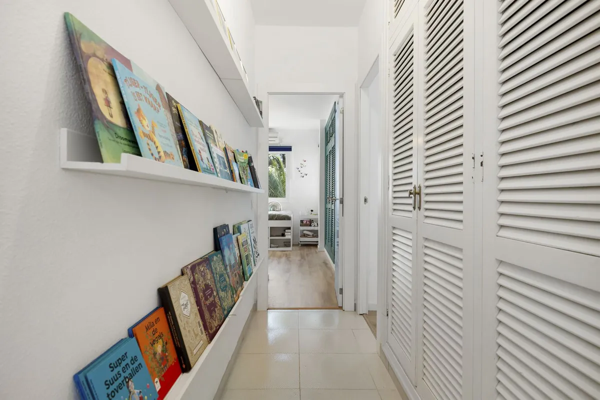 b03106fe-d6bf-4820-bc37-a9377464446a