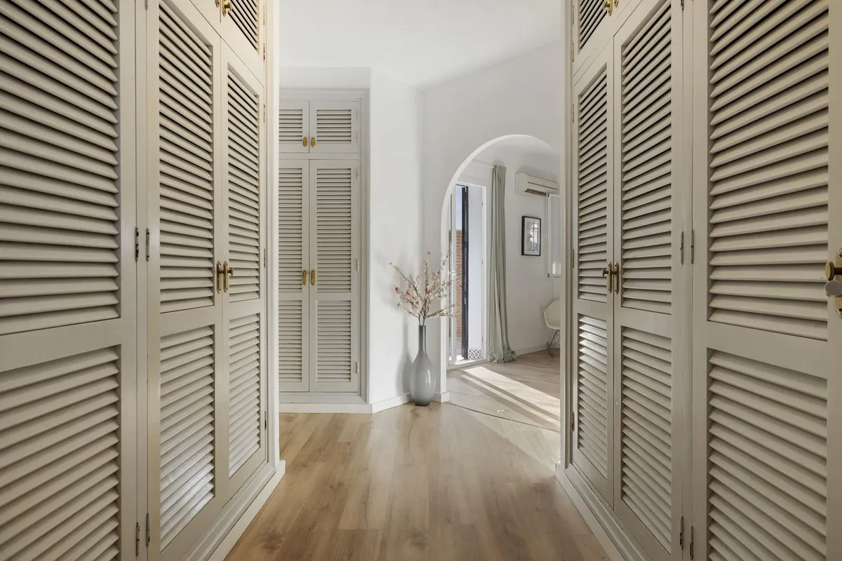 d2959cf9-82a6-4ed4-abd4-c0835e823861