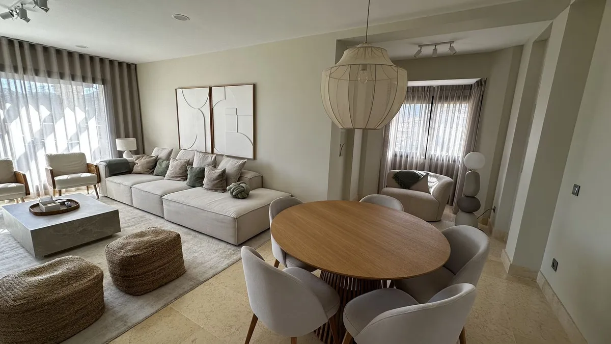 9c8fc073-c39a-4db7-be46-fd078c0b7e87