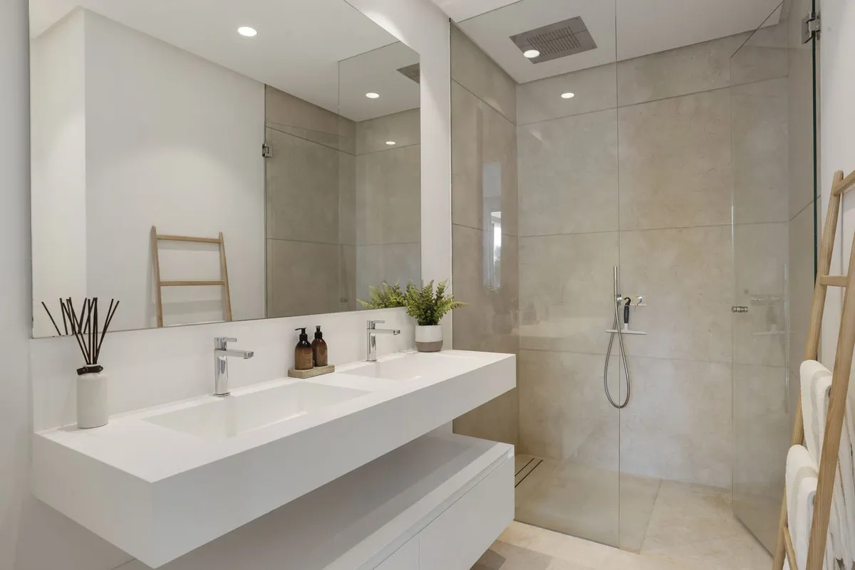 9229e050-bef6-4968-9eb3-23d046d21665