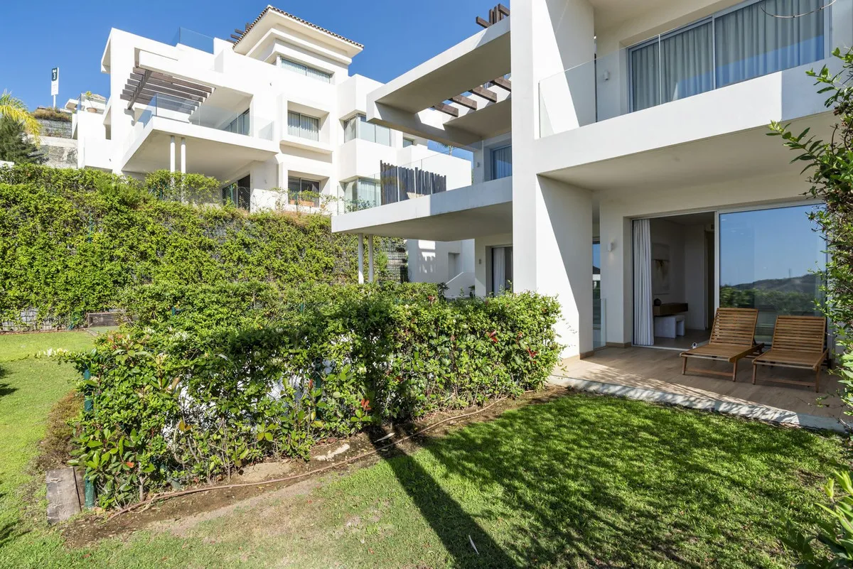 e9cbd3d4-9e61-46c2-9d69-79d94dc10380