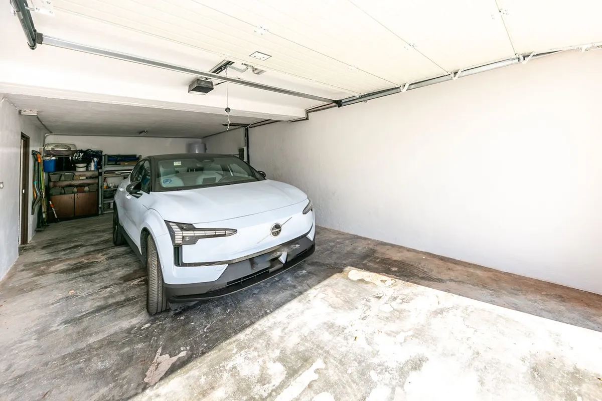 982edb72-abc3-4c34-bf35-01562397963d