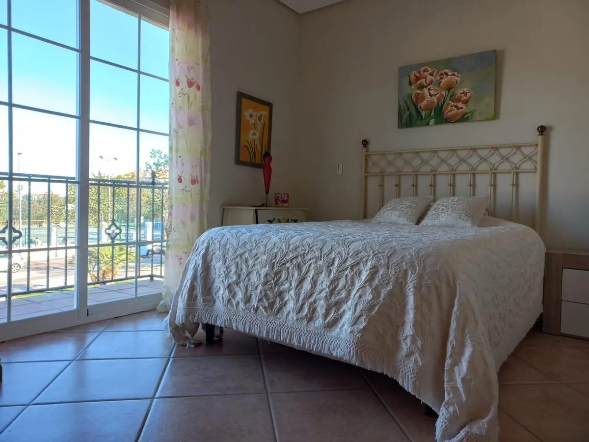 9761c7a6-1a37-490b-834d-f730a9b94c32