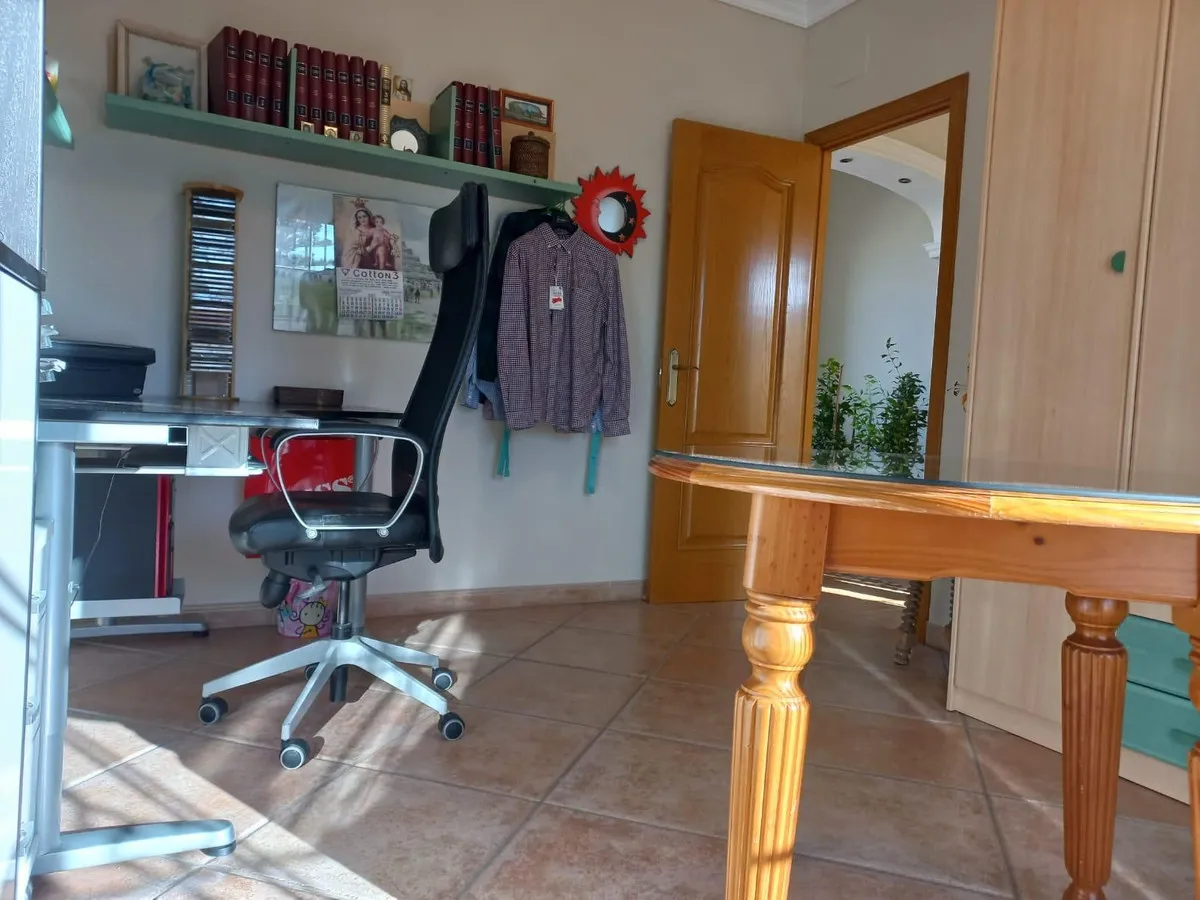 c5972aa9-d27d-4494-bb75-b836efe45e92