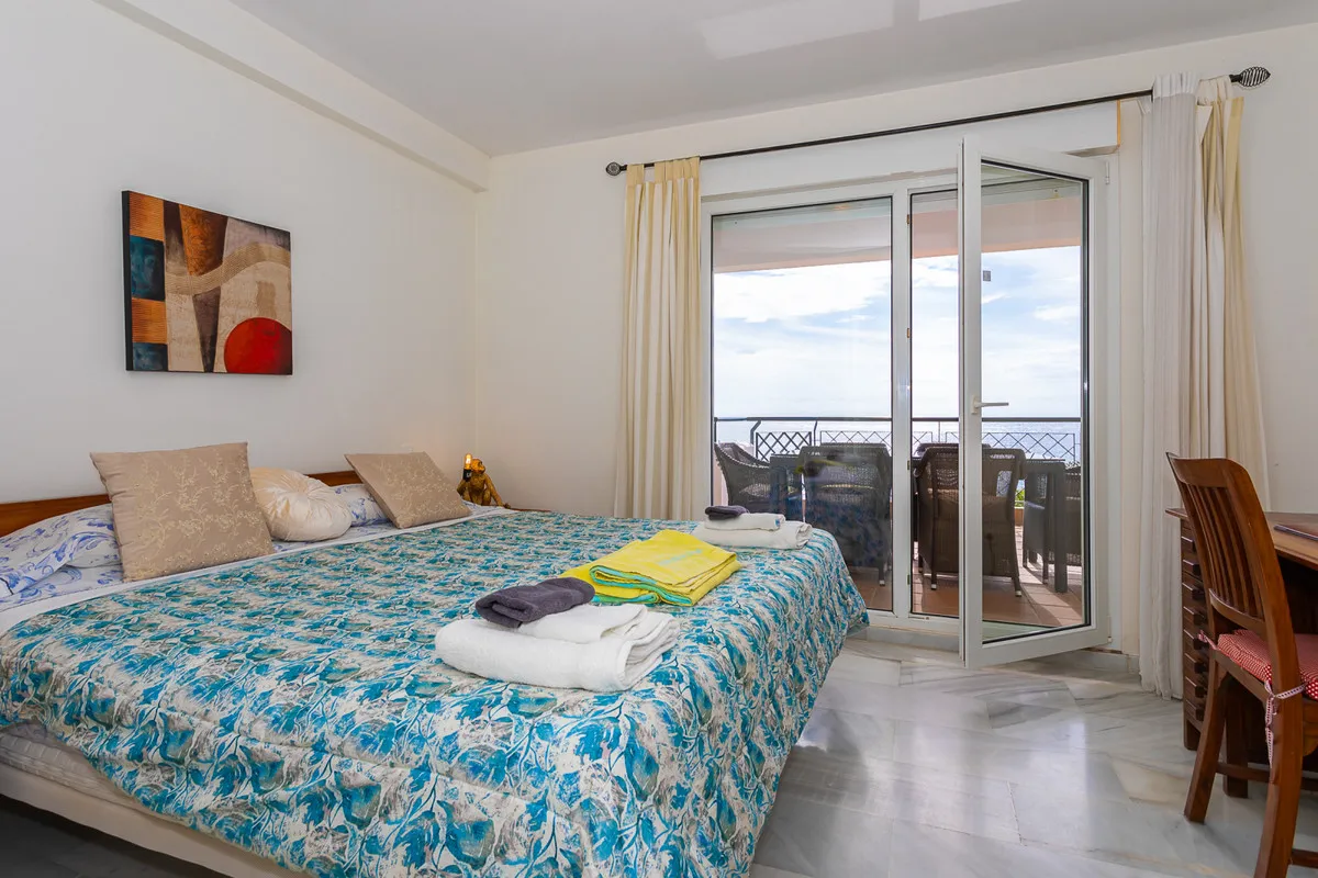 d136d5e7-9d05-44c7-a105-41b412c066f7