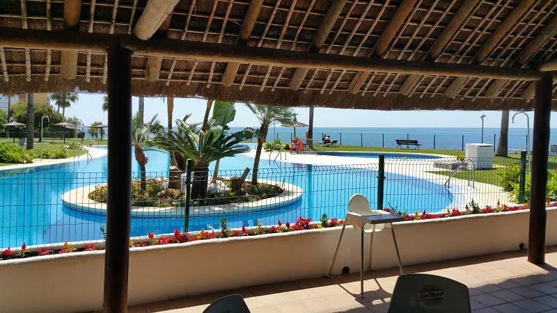 fe9d0e9b-4b3e-486b-a6c9-2e33a9ab3fde