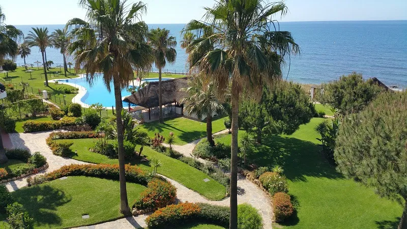 ff0e4633-b9b4-4a92-815d-db5f4de4c7ca