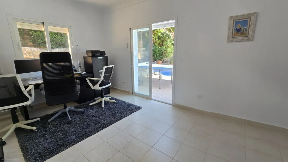 13bae0b6-fed5-41df-9d79-972410f41ed0