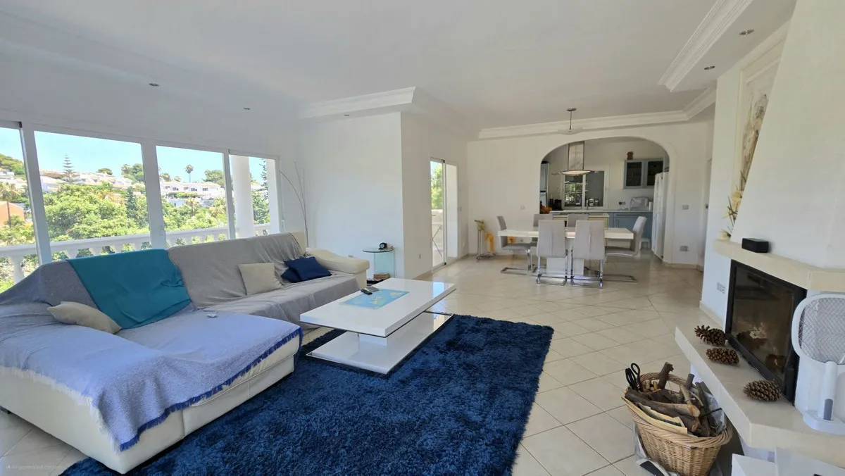 d833dfb0-662b-4a1c-88ec-5c030d5d928a