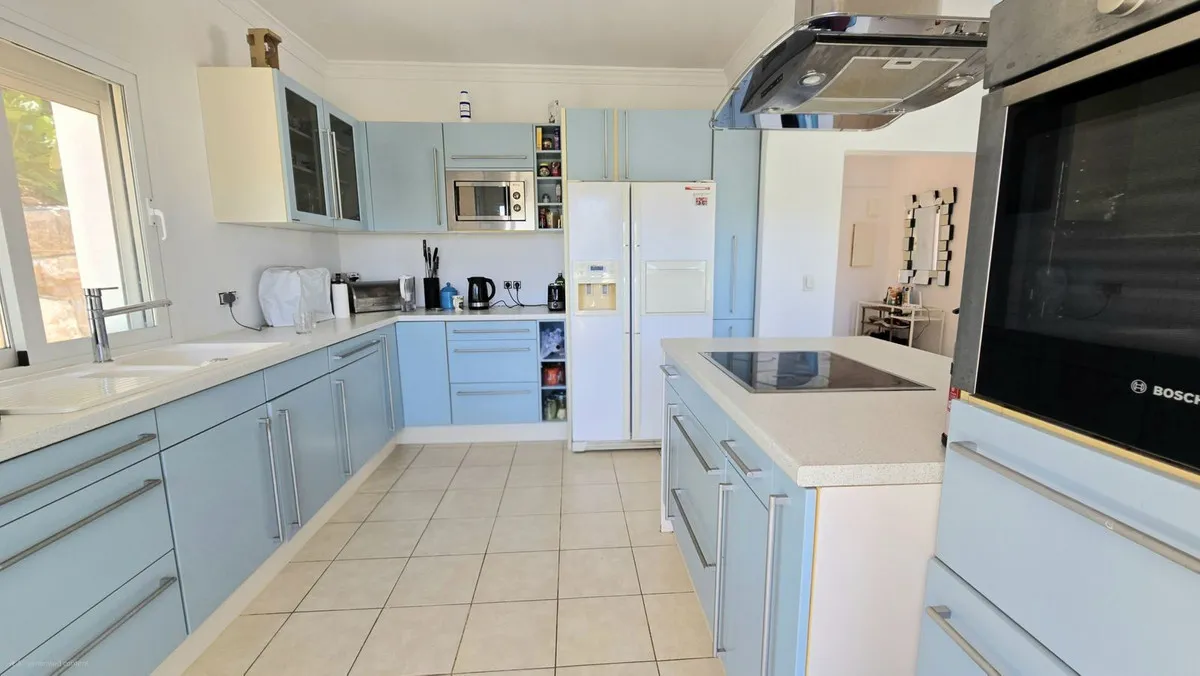 eef3d030-3b74-4b64-b712-e32957bb0e7f