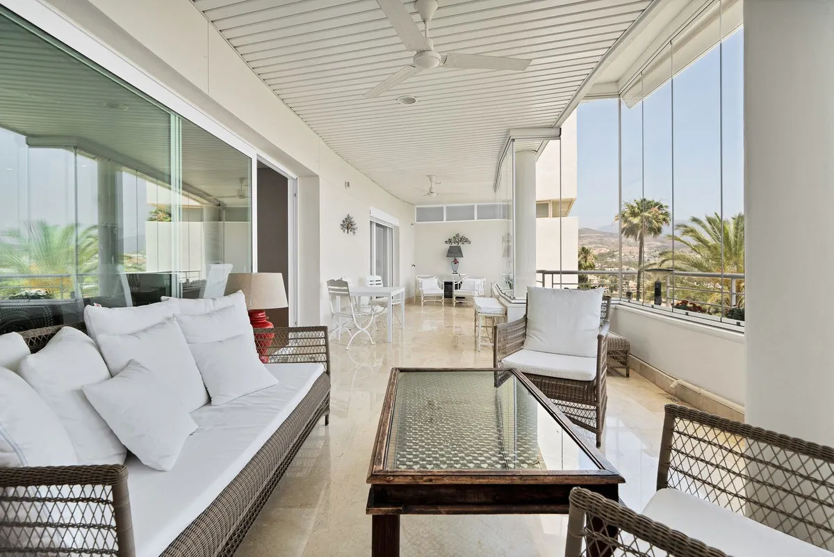 a6e99c7d-f731-4e8f-95c5-25fb8418c720