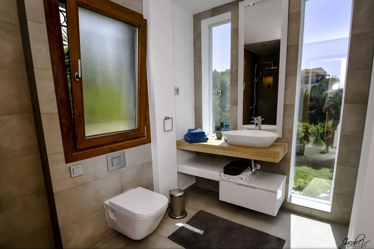 245cd04d-6087-46a7-85f1-63945dd5c1de