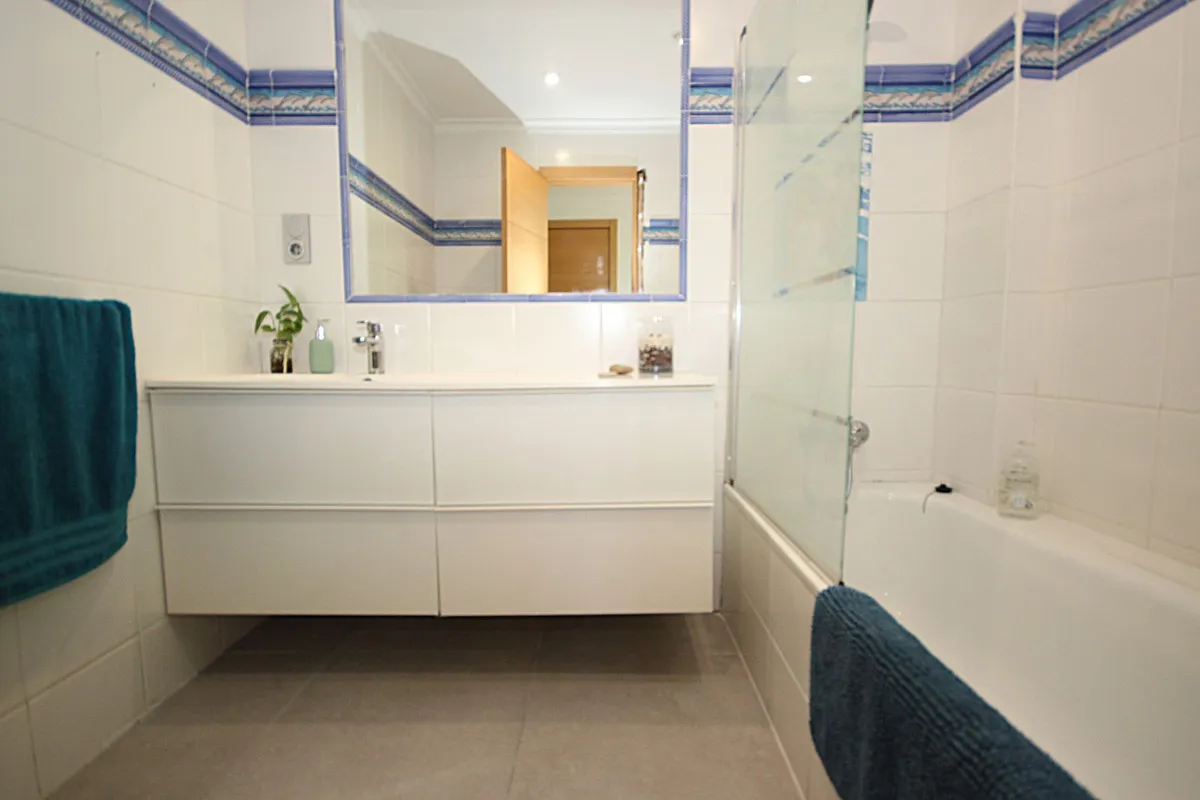 d3beba1d-94c1-4b84-8148-99bcdc3e8030