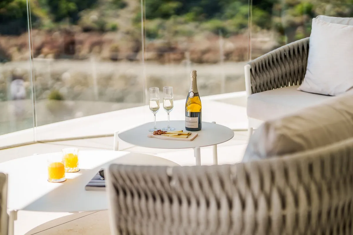 b0243d91-1b5c-4ef8-abf5-6e0e76c958cc