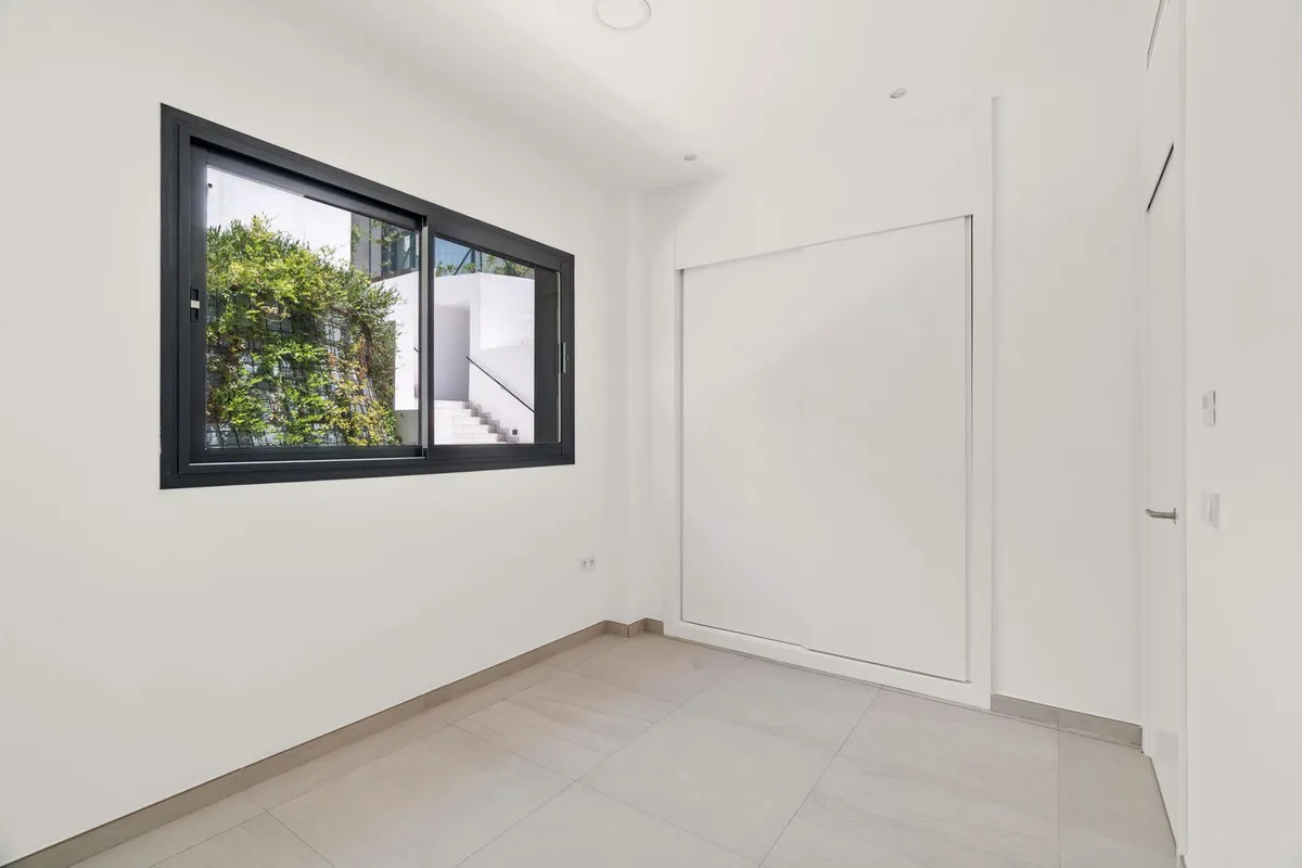 4913639d-522e-4811-86c3-23432b310a9b