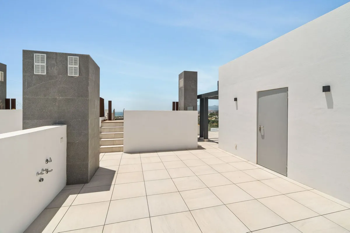 abb357ac-ffc4-4bdd-acf0-cdd14d93e42e