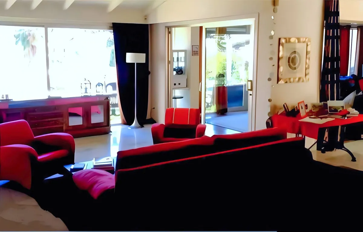 926ce8b3-f813-44c2-a334-34c3fd7779f5