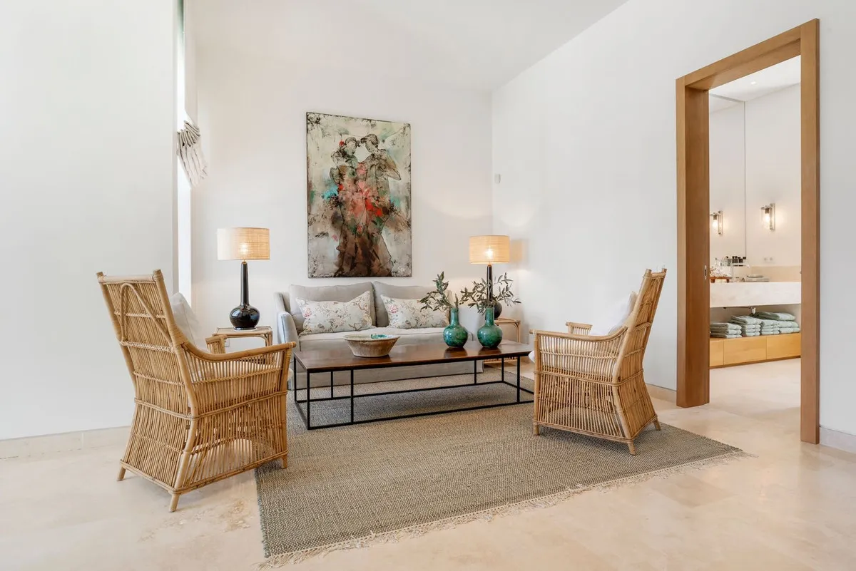 01b5346f-a7d5-4324-84e5-34678ad95ba8