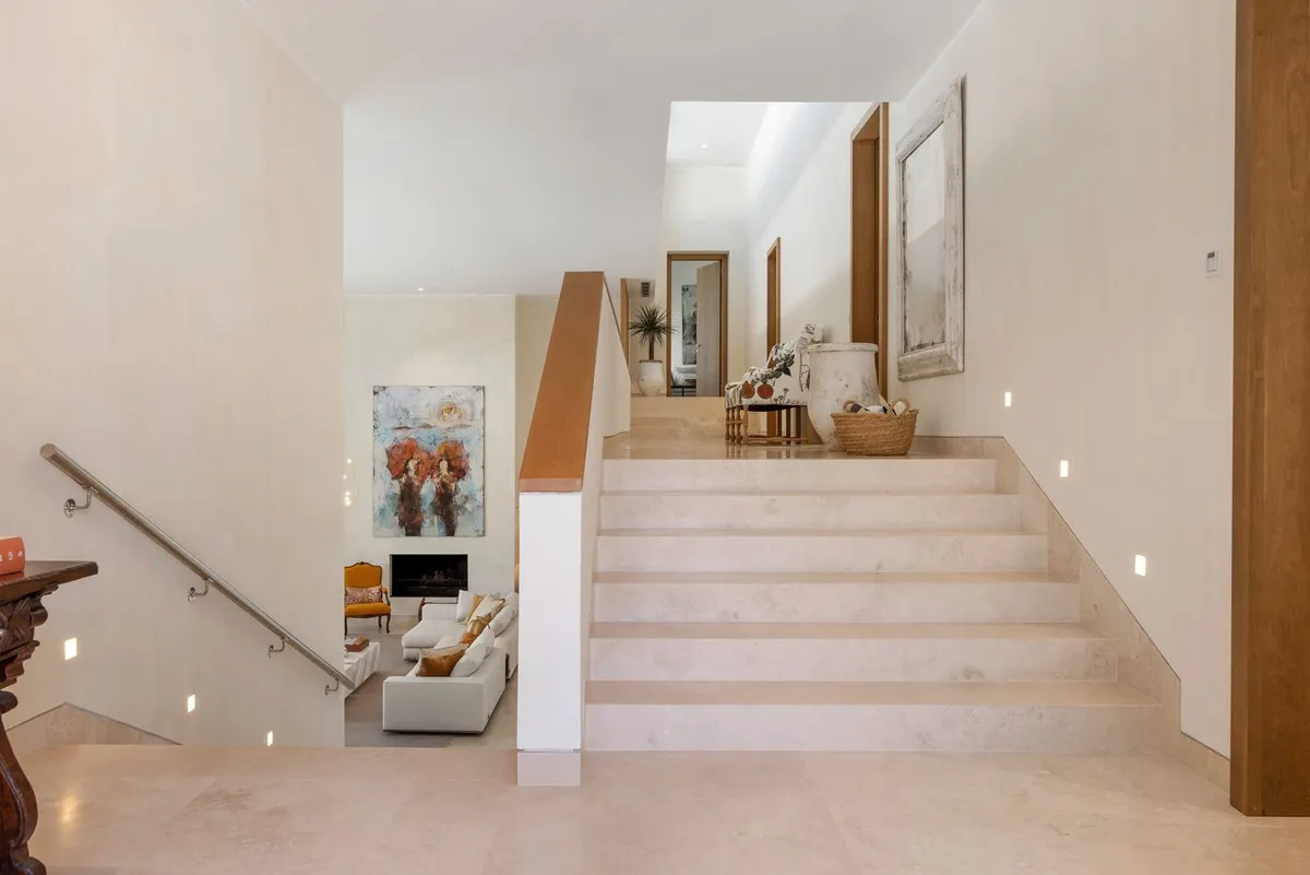 56a5c12c-ade0-46f3-aa6f-02915222da2f