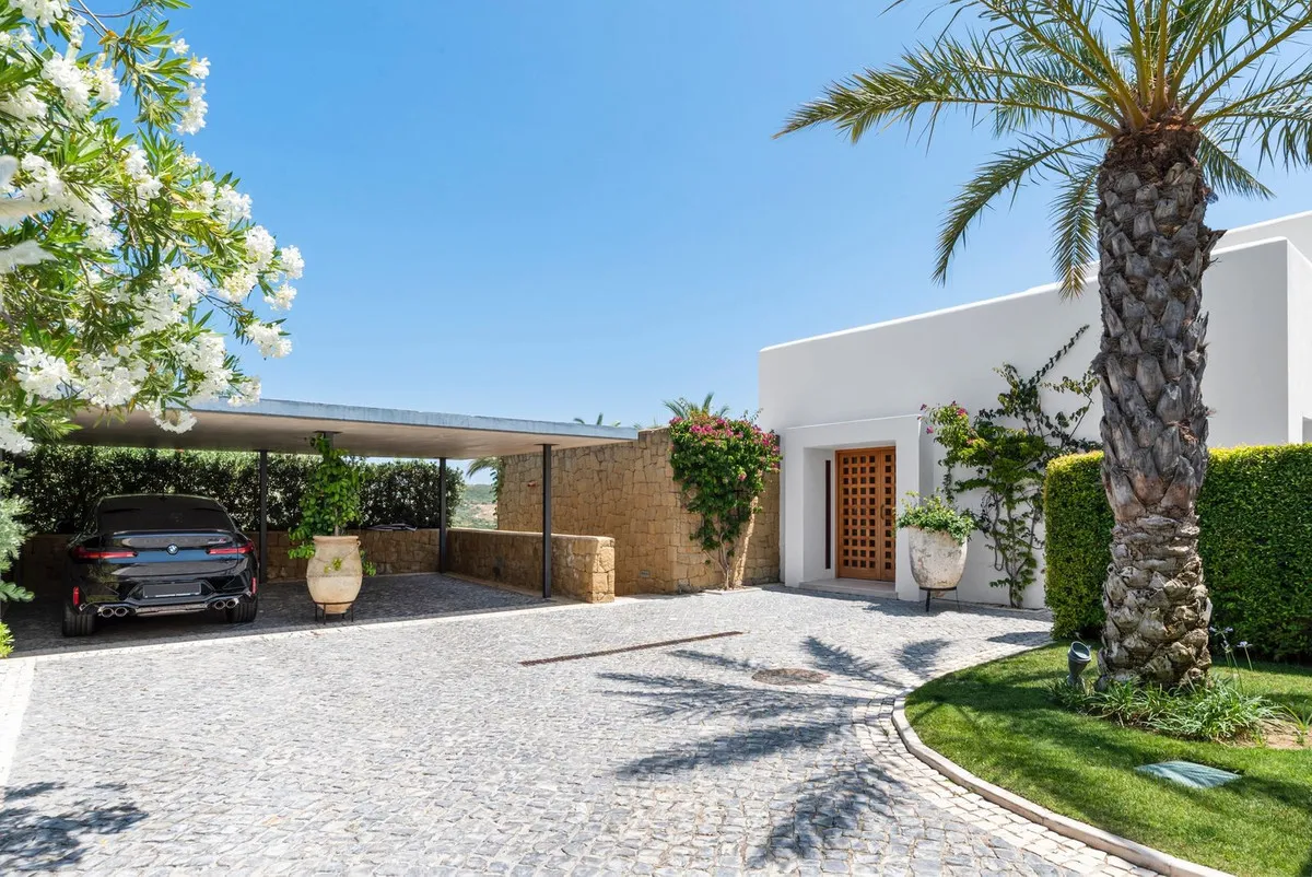 79398899-3cf3-484a-863f-32507410be71