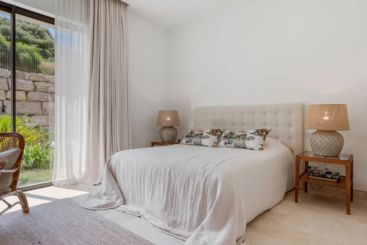 7b4e1826-cf17-48ad-b5ed-0db8e083cc77