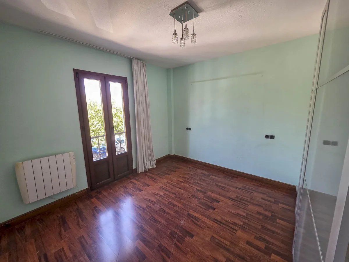 22cd6906-ac75-426a-b5e1-24771efae654