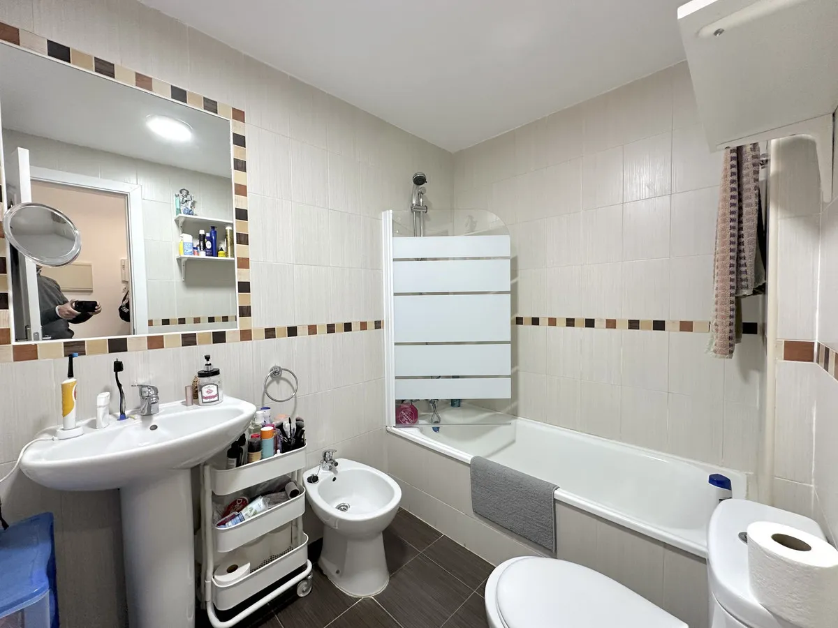 0d93471e-c4e5-4ef4-8761-76d68744a0ec