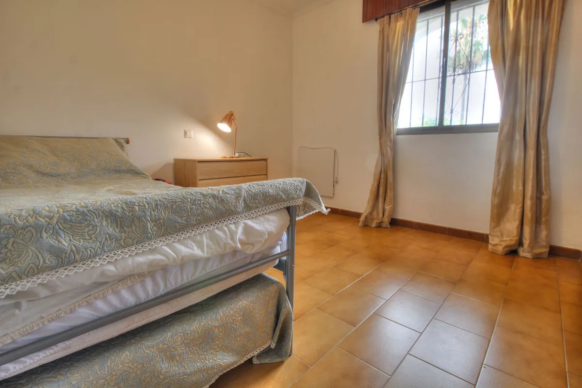 4f5d7e01-98f2-4ea2-9a9e-72fef0418320