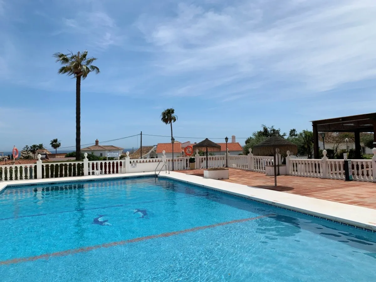 6a1ed1d3-aa18-4cb7-a45d-517f6dc353ab