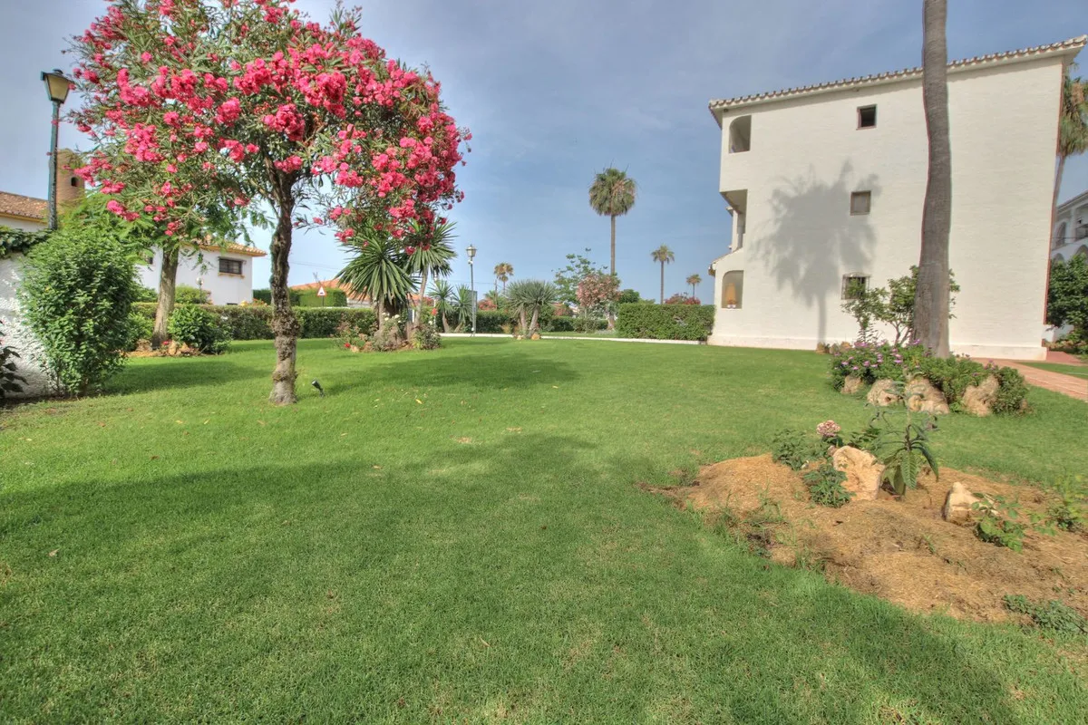 6cb58cf0-cb6d-475b-a650-0fa281c251d1