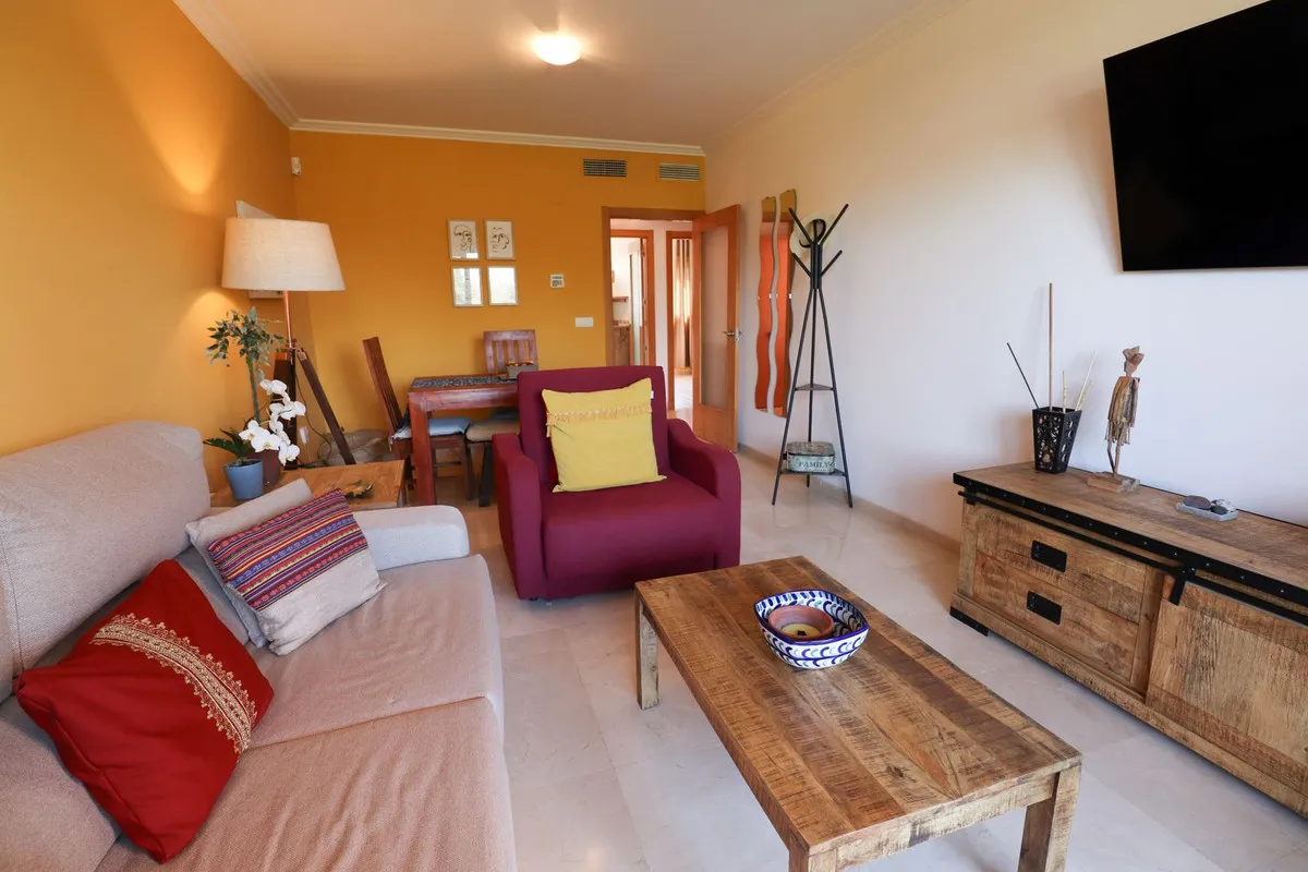 3dcf7633-2d7c-49d0-8959-3f599efb21c2