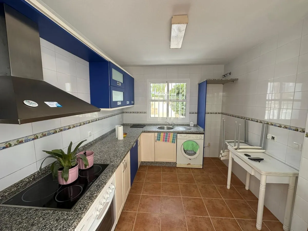 2b5569b0-43af-4360-885d-9fa9be9f2552