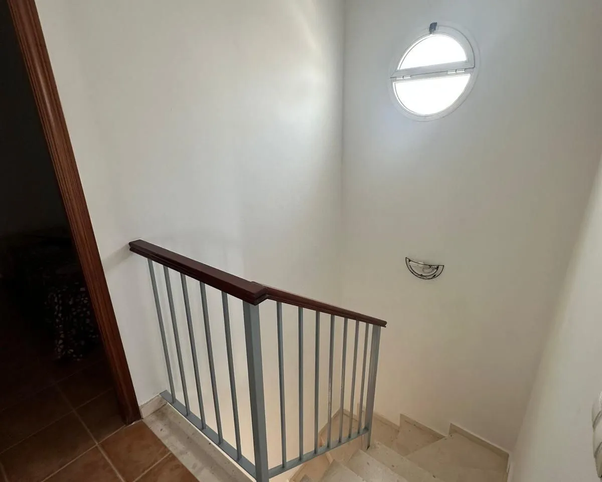 305c16bd-dc4a-4c1b-bcff-985d69c587ed