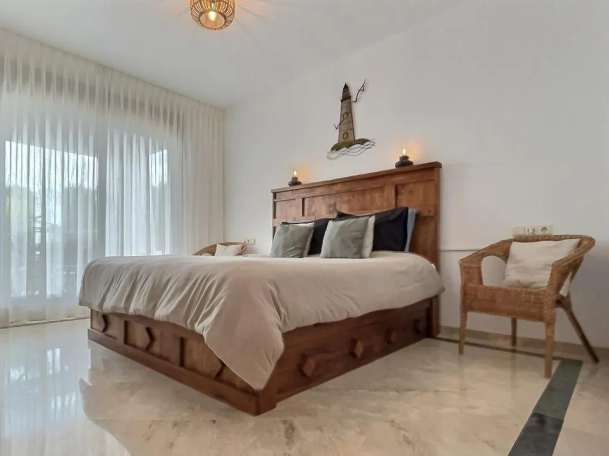 3cdb626a-f903-4b1f-9066-3112ad44e269