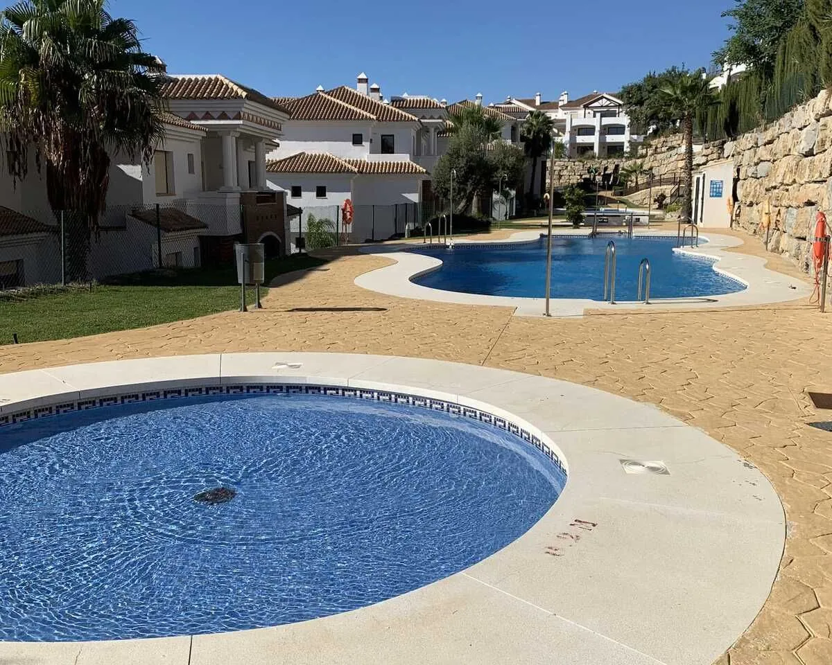 efb7752e-66ed-47d3-8d15-b0cdf9f238f3