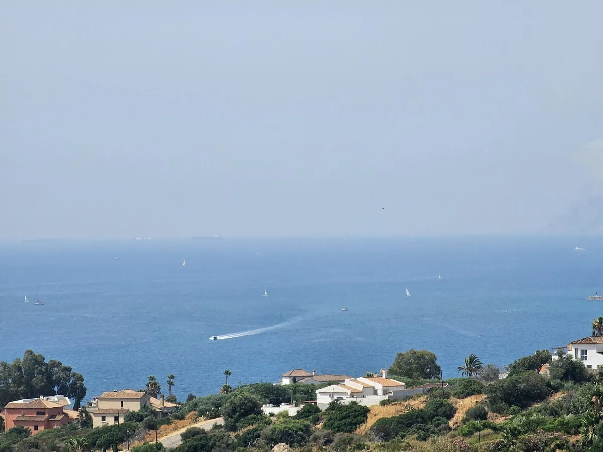 222f6185-895a-431b-b9ee-ed0cae344670