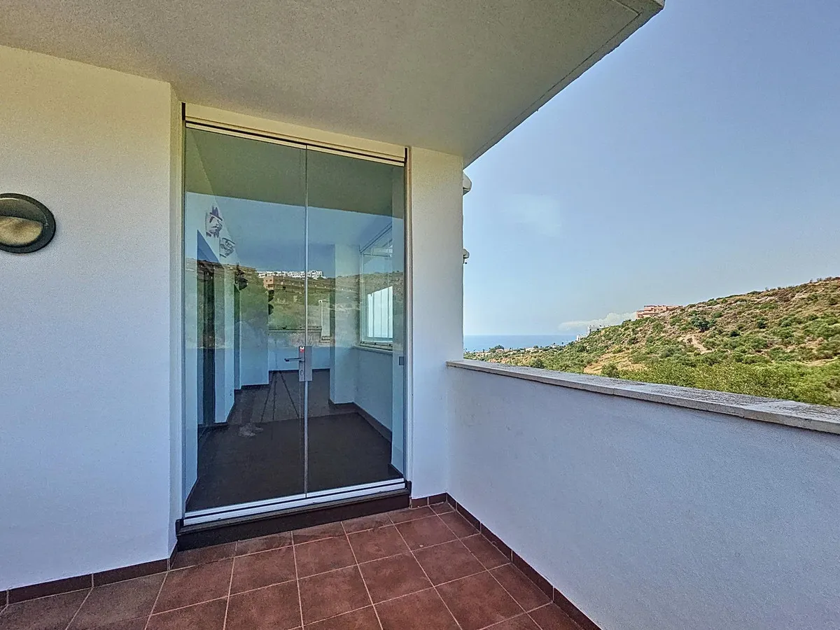 9b196f9d-3aaf-4ebb-9b79-b88425296414