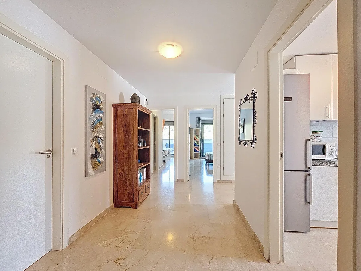 ec4e6a81-4a03-4ec8-8d61-28227d641cf0