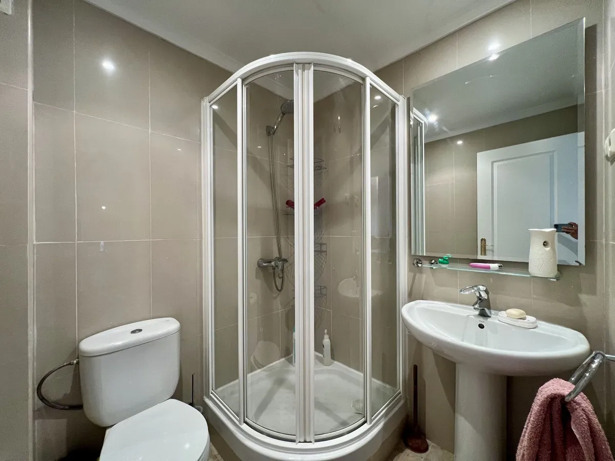 985e9272-5ea6-4674-8f7d-ba3330001efb